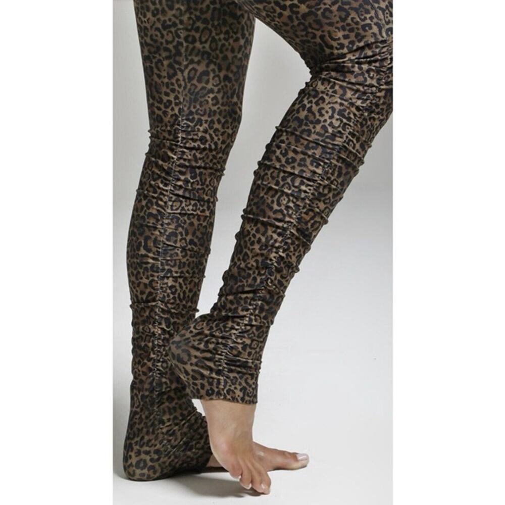 Kira Grace FLIRT Extra Long Leopard Yoga Tight Ruched High Waist Womens Sz S EUC
